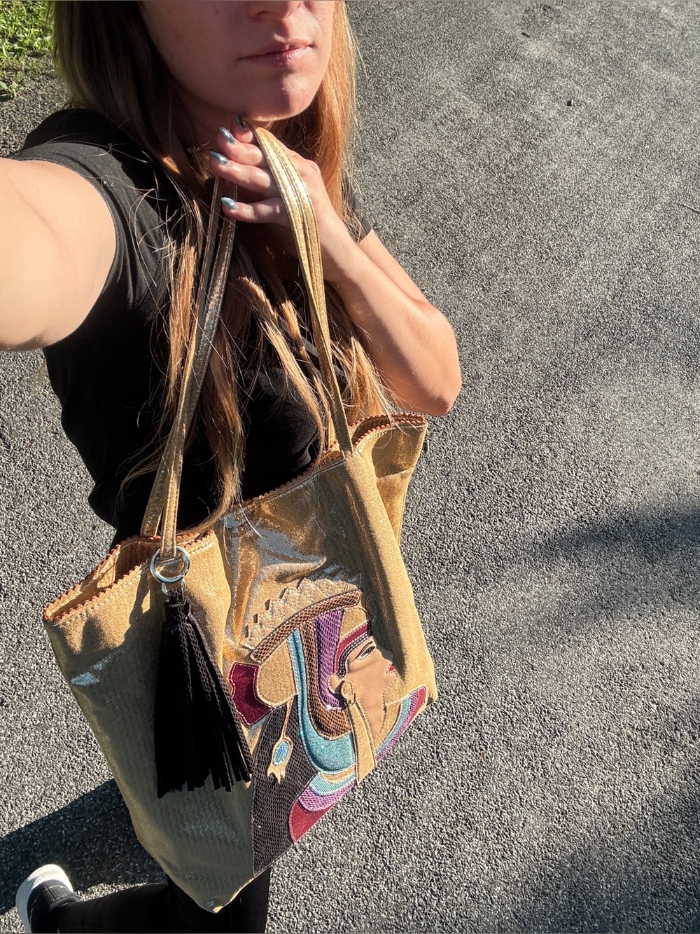 Sharif Gold Egyptian Motif Tote Bag with Tassel - Picture 6 of 17